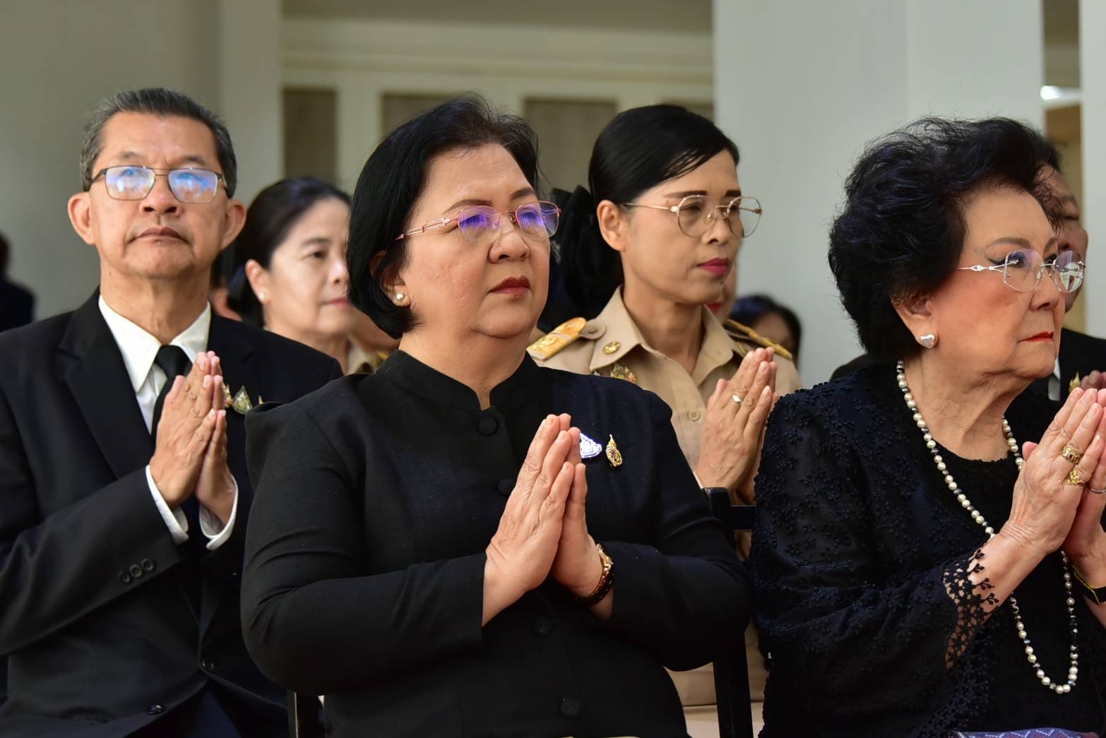 title - รองเลขาธิการ ส.ป.ก. ร่วมพิธีเจริญพระพุทธมนต์ เพื่อถวายเป็นพระราชกุศลแด่พระบาทสมเด็จพระเจ้าอยู่หัว เนื่องในโอกาสมหามงคลเฉลิมพระชนมพรรษา 28 กรกฎาคม 2569 ณ อาคารเฉลิมพระเกียรติ 72 พรรษา สวนสมเด็จพระนางเจ้าสิริกิติ์ฯ